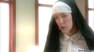 ���છી બે યુવાન પાપીઓ Evi ફોક્સ અને Kiki Vidis રમકડાં બહેન ગુલાબી અને બહેન મોકલી પાદરી જેમ્સ ડીન તેમને સજા ડિક સાથે એક લાકડી પર અને મોટો લોડો