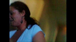 ���ોકરી ના મોઢા માં નાખી