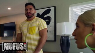 Обманне пропускне пристрій - MOFOS