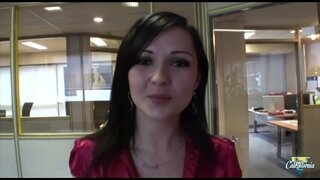 ���ાના કાળી આપે છે તેના ગર્દભ સાથે આનંદ